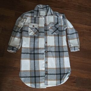 Panache Apparel Plaid Button-Up Shirt Jacket Shacket Size Medium